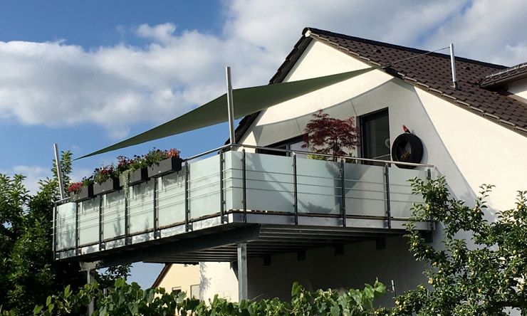 Terrassensegel in Woffenbach